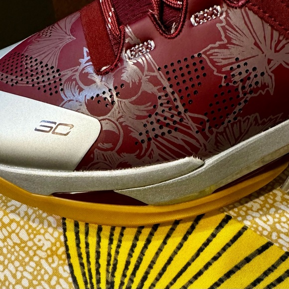 Under Armour Curry 2 Retro Basketball Shoes (Domaine Red Silver Gum) Men 11.5 - Picture 13 of 16